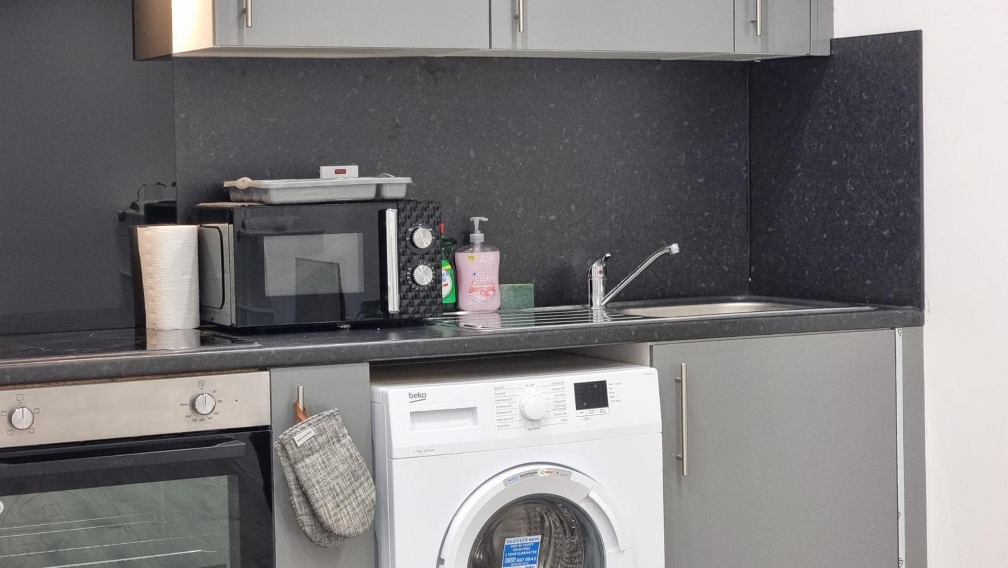 Brand New Flat Close To Turnpike Lane Tube Station Londra Esterno foto